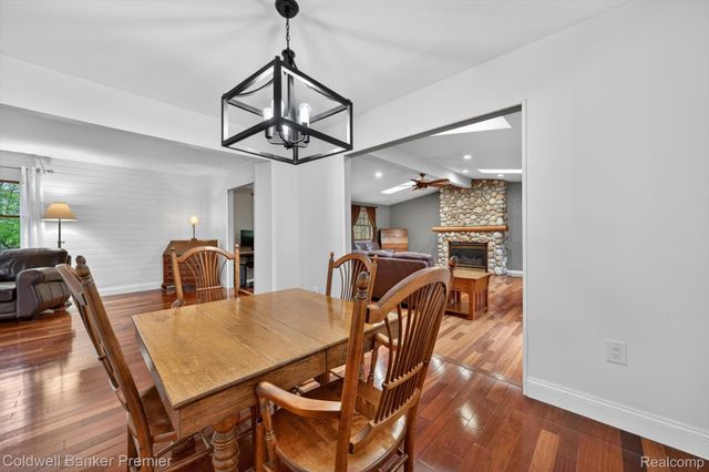 425 Arbor Pine Drive, Ortonville Village, MI 48462