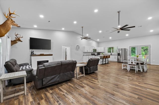 181 Hayes Ridge Rd, Indian Mound, TN 37079