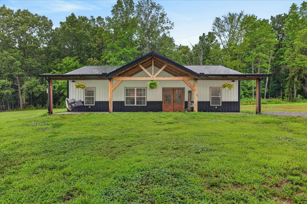181 Hayes Ridge Rd, Indian Mound, TN 37079