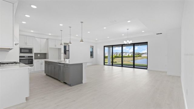 18211 MORGAN DRIVE, Lakewood Ranch, FL 34211