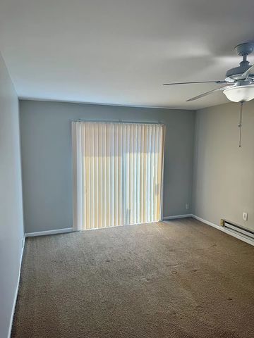 2218 S 11th Avenue, Broadview, IL 60155