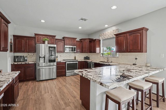 3321 E TONTO Drive, Gilbert, AZ 85298