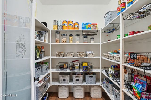 3321 E TONTO Drive, Gilbert, AZ 85298