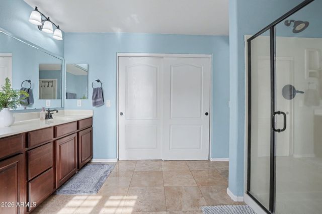 3321 E TONTO Drive, Gilbert, AZ 85298