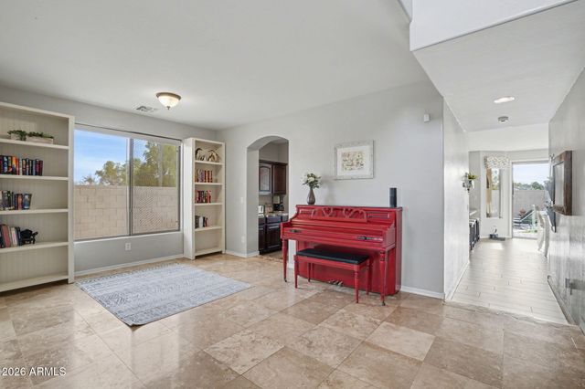 3321 E TONTO Drive, Gilbert, AZ 85298