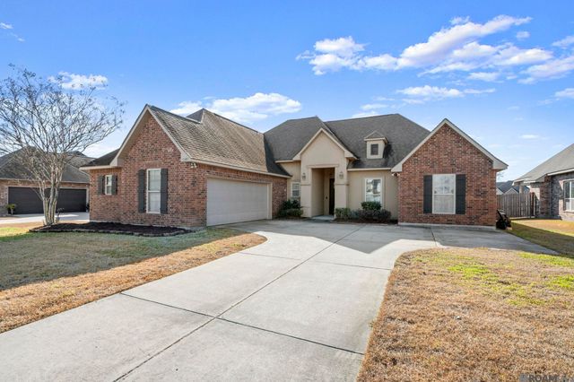 13187 Crownridge Dr, Gonzales, LA 70737