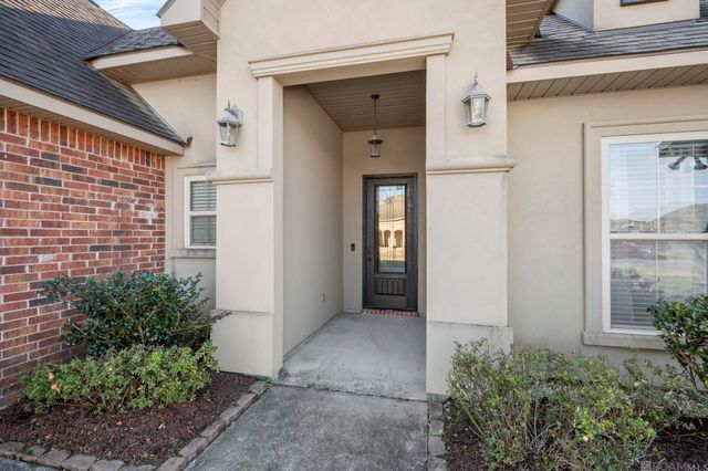13187 Crownridge Dr, Gonzales, LA 70737