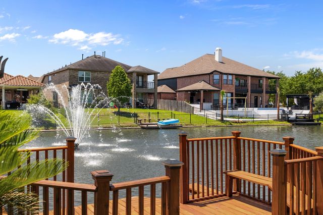 17839 Circular Quay Lane, Cypress, TX 77429