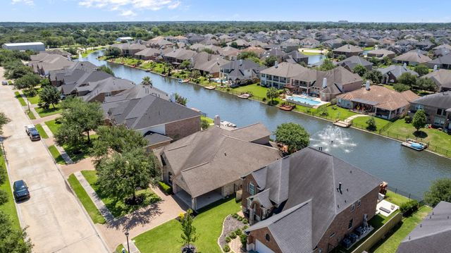 17839 Circular Quay Lane, Cypress, TX 77429