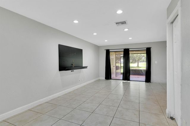 10723 NW 11TH Street 10723, Pembroke Pines, FL 33026