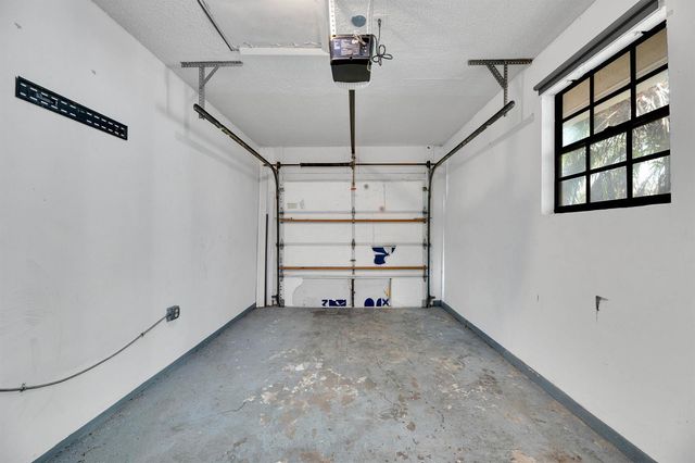 10723 NW 11TH Street 10723, Pembroke Pines, FL 33026