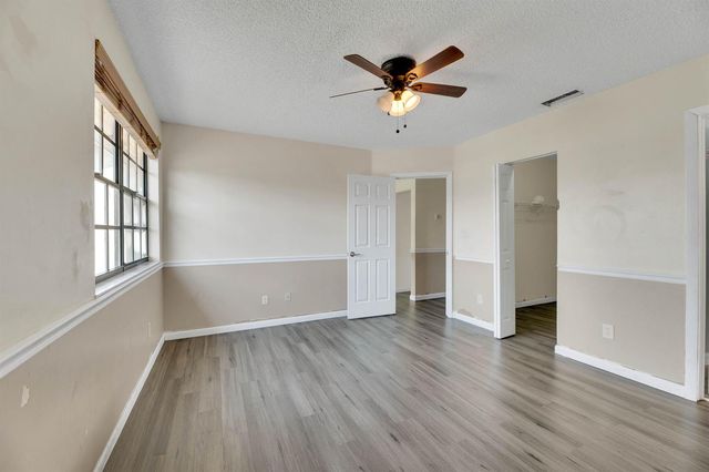 10723 NW 11TH Street 10723, Pembroke Pines, FL 33026