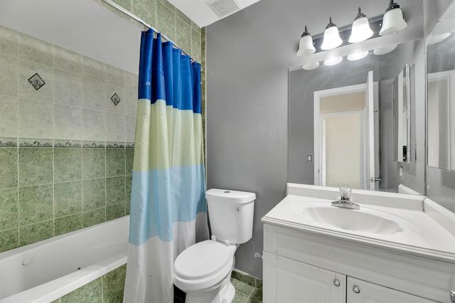 10723 NW 11TH Street 10723, Pembroke Pines, FL 33026