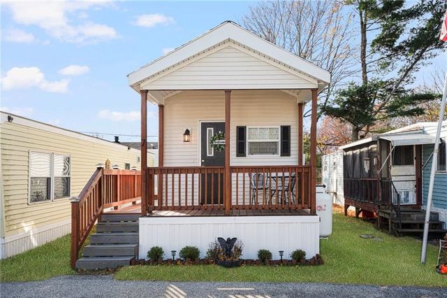 443 Dyer Avenue, Cranston, RI 02920