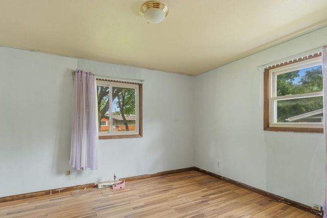8091 N Pingree AVENUE, Milwaukee, WI 53224