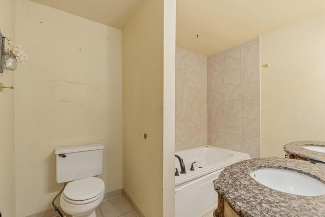 8091 N Pingree AVENUE, Milwaukee, WI 53224