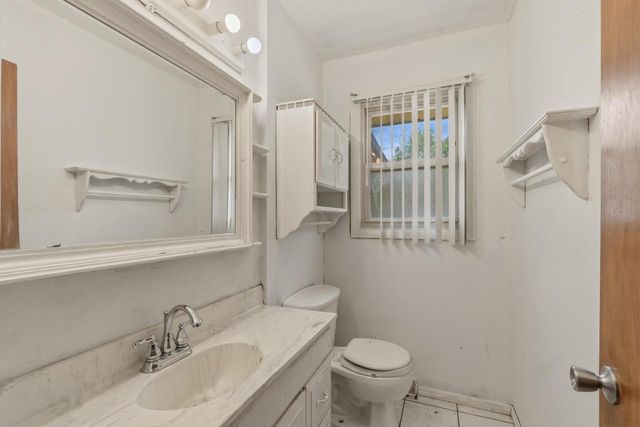 8091 N Pingree AVENUE, Milwaukee, WI 53224
