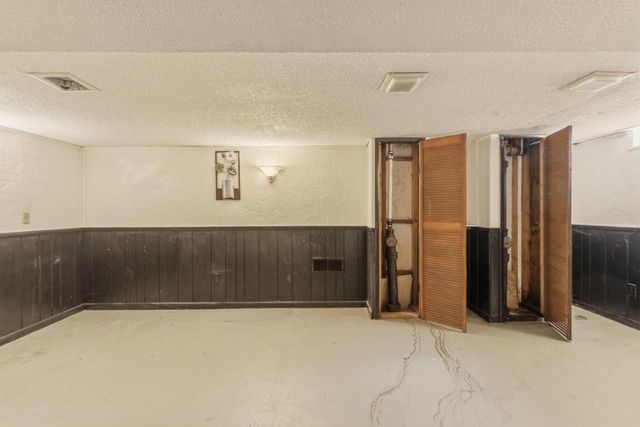 8091 N Pingree AVENUE, Milwaukee, WI 53224