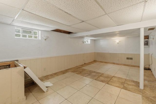 8091 N Pingree AVENUE, Milwaukee, WI 53224