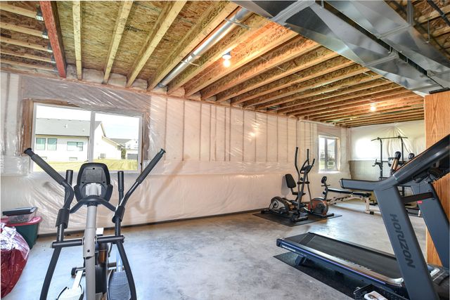 5004 NW 13th Street, Ankeny, IA 50023
