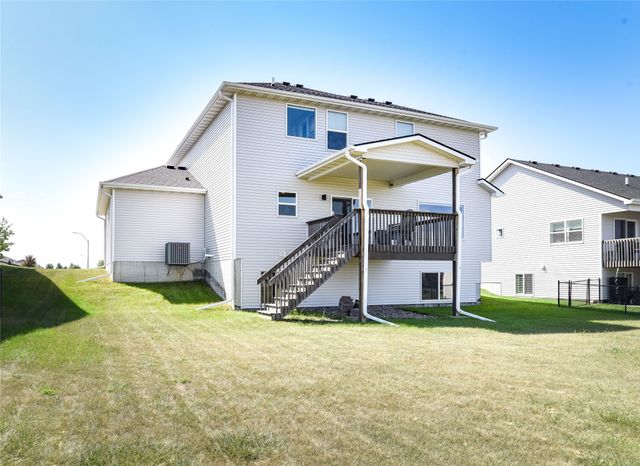 5004 NW 13th Street, Ankeny, IA 50023