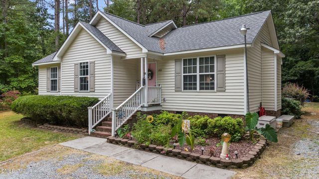 155 Hilltop Drive, Four Oaks, NC 27524