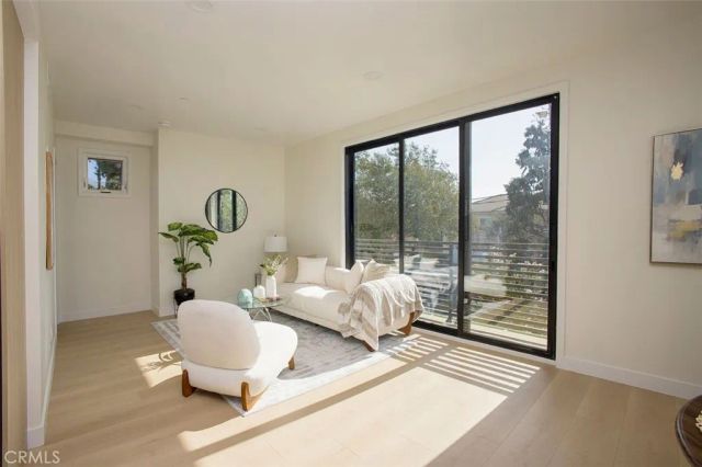 1025 La Cadena Avenue B, Arcadia, CA 91007