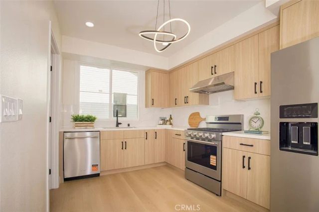 1025 La Cadena Avenue B, Arcadia, CA 91007