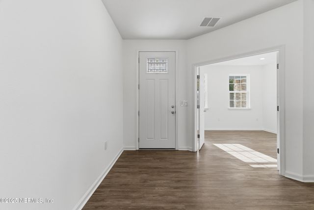 5119 OAK BEND Avenue, Jacksonville, FL 32257