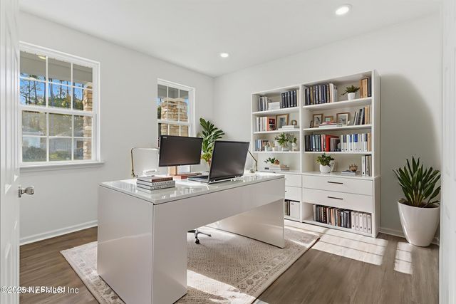 5119 OAK BEND Avenue, Jacksonville, FL 32257