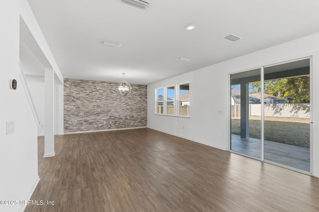 5119 OAK BEND Avenue, Jacksonville, FL 32257