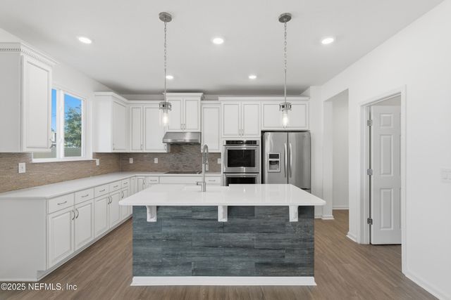 5119 OAK BEND Avenue, Jacksonville, FL 32257