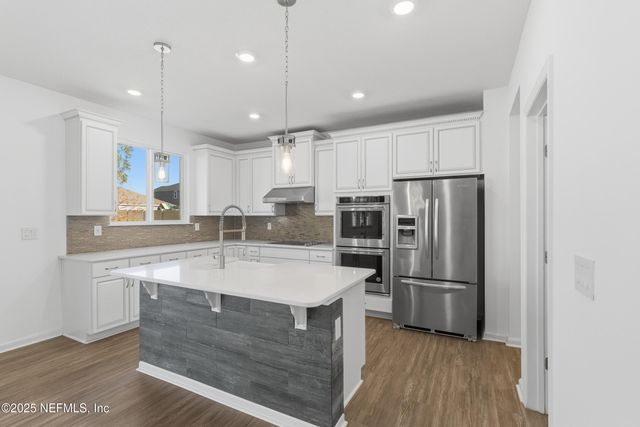 5119 OAK BEND Avenue, Jacksonville, FL 32257