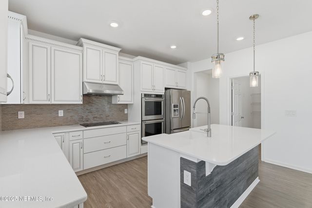 5119 OAK BEND Avenue, Jacksonville, FL 32257