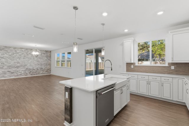 5119 OAK BEND Avenue, Jacksonville, FL 32257