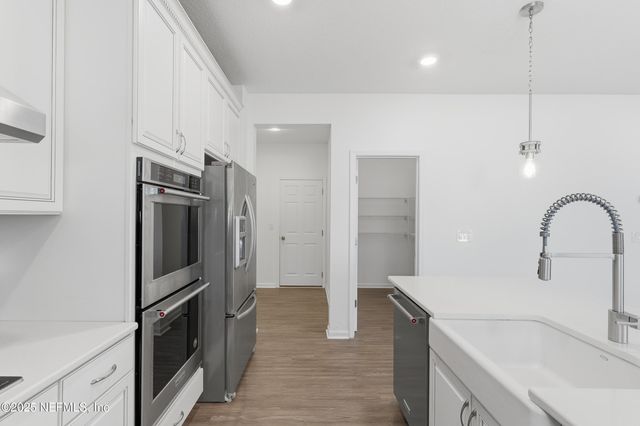 5119 OAK BEND Avenue, Jacksonville, FL 32257