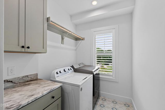 5021 Sandlewood Drive, Raleigh, NC 27609