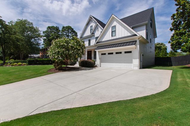 5021 Sandlewood Drive, Raleigh, NC 27609