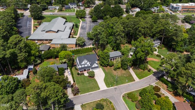5021 Sandlewood Drive, Raleigh, NC 27609