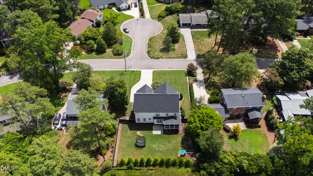 5021 Sandlewood Drive, Raleigh, NC 27609