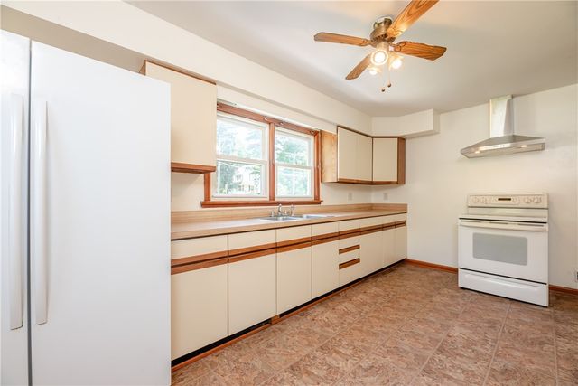 3445 Chili Avenue, Chili, NY 14624