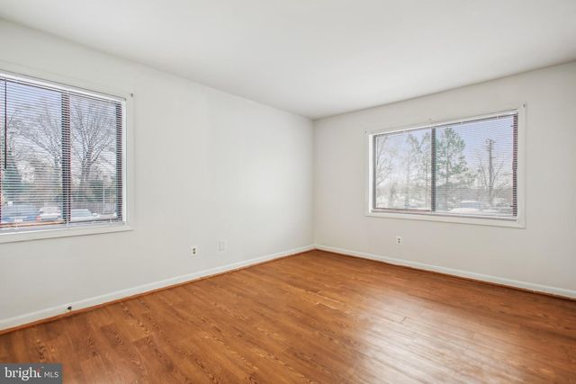 6441 Richmond Hwy Apt 102, Alexandria, VA 22306