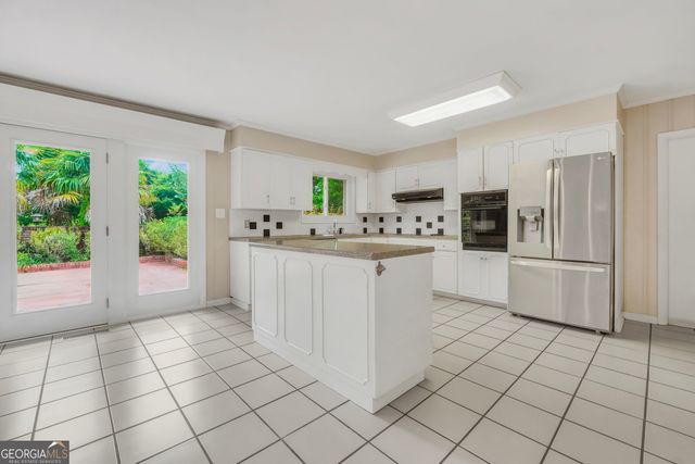 104 Woodlawn Place, Thomaston, GA 30286