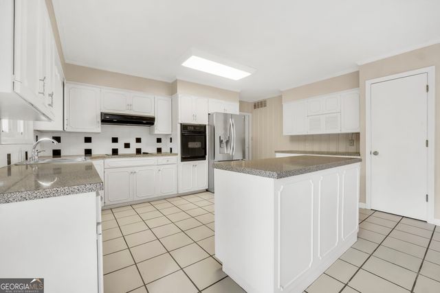 104 Woodlawn Place, Thomaston, GA 30286