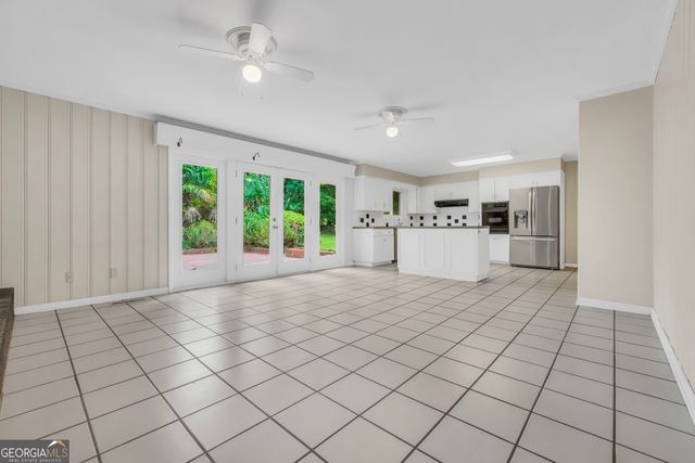 104 Woodlawn Place, Thomaston, GA 30286