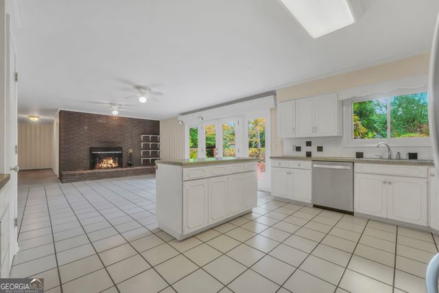 104 Woodlawn Place, Thomaston, GA 30286