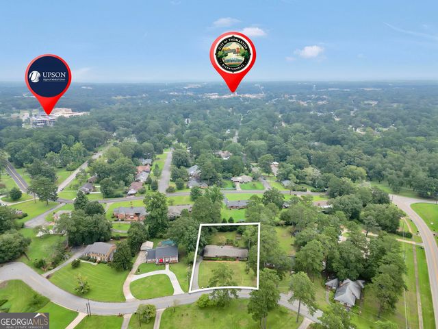 104 Woodlawn Place, Thomaston, GA 30286