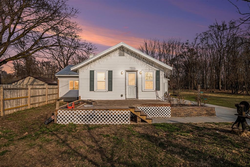 69819 S Nottawa Road, Sturgis, MI 49091