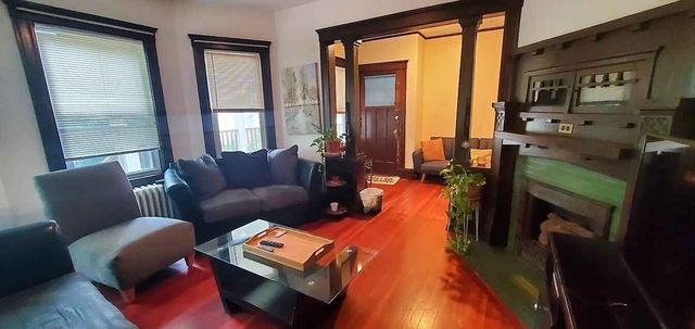 20 Glade Ave 3, Boston, MA 02130
