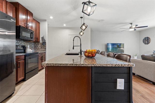 10480 HAWKS LANDING DRIVE, Land O Lakes, FL 34638